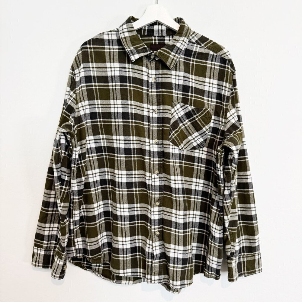 CQR Plaid‎ Flannel Button Up Shirt in Green Cream Size XL
